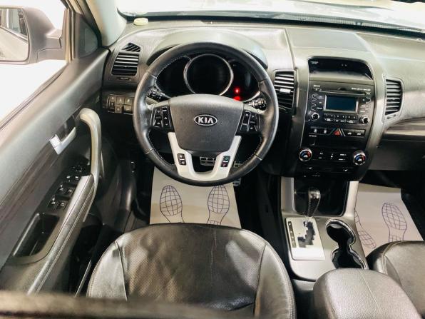 Kia Sorento II с пробегом 2011 года, цена 1 350 000 рублей, 255000 км, внедорожник, Автокод Объявления