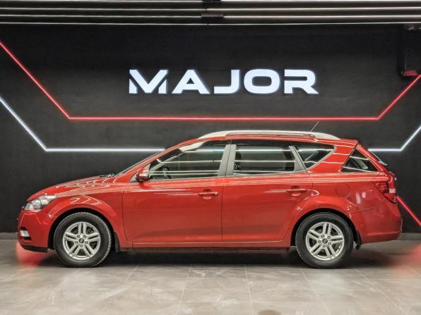 Kia Ceed I Рестайлинг с пробегом 2011 года, цена 1 000 000 рублей, 49664 км, универсал, Автокод Объявления