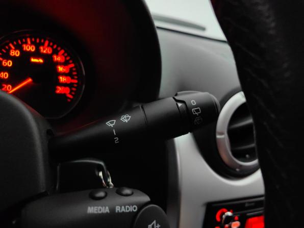 Renault Sandero I с пробегом 2013 года, цена 585 000 рублей, 190797 км, хэтчбек, Автокод Объявления
