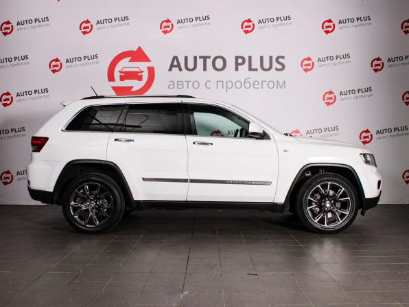 Jeep Grand Cherokee IV (WK2) с пробегом 2012 года, цена 2 089 000 рублей, 218900 км, внедорожник, Автокод Объявления