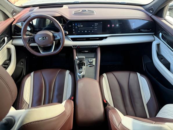 Geely Monjaro I с пробегом 2023 года, цена 2 775 000 рублей, 117847 км, внедорожник, Автокод Объявления