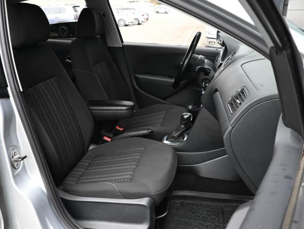 Volkswagen Polo V Рестайлинг с пробегом 2016 года, цена 1 249 000 рублей, 78091 км, седан, Автокод Объявления