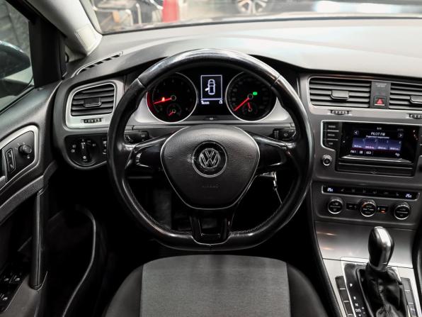Volkswagen Golf VII с пробегом 2014 года, цена 1 300 000 рублей, 182333 км, хэтчбек, Автокод Объявления
