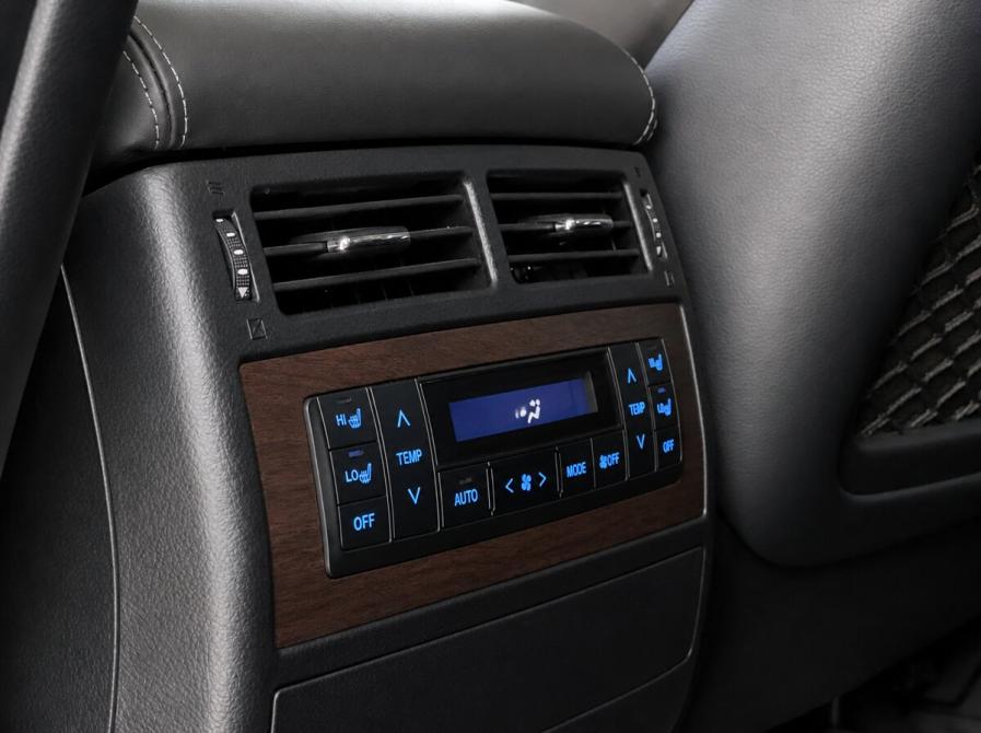 Toyota Land Cruiser 200 Series Рестайлинг 2 Кемерово  - изображение 27