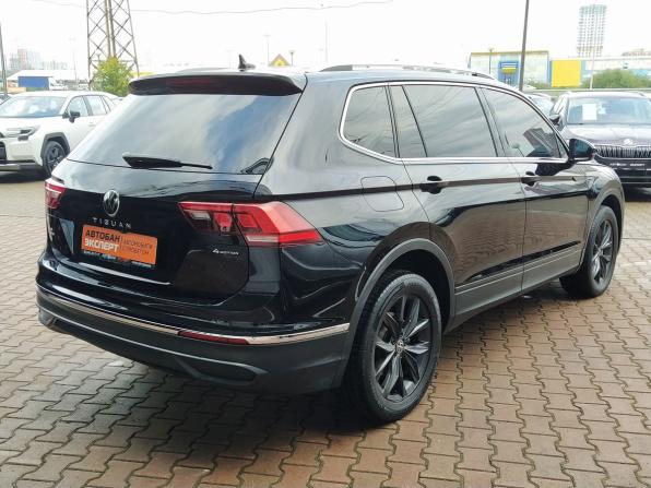 Volkswagen Tiguan II Рестайлинг с пробегом 2021 года, цена 3 600 000 рублей, 92434 км, внедорожник, Автокод Объявления