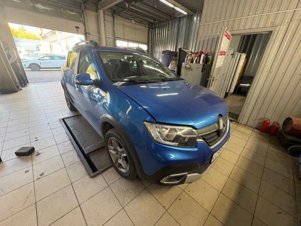Renault Sandero II Рестайлинг с пробегом 2019 года, цена 920 000 рублей, 157330 км, хэтчбек, Автокод Объявления