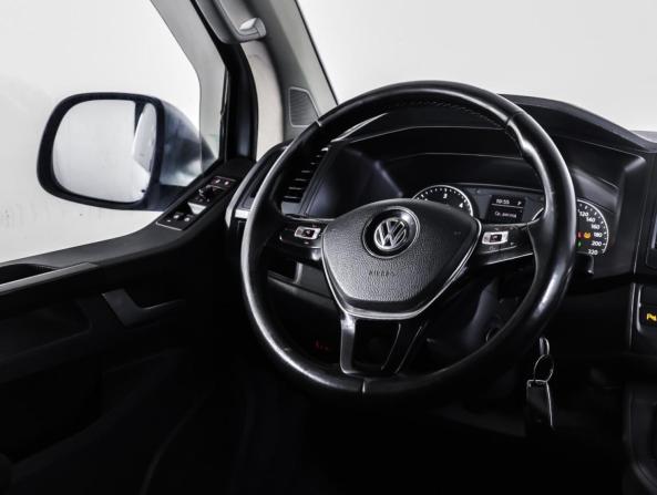 Volkswagen Caravelle T6 с пробегом 2015 года, цена 2 190 000 рублей, 226925 км, минивэн, Автокод Объявления