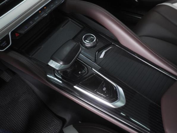 Geely Monjaro I с пробегом 2023 года, цена 2 750 000 рублей, 102485 км, внедорожник, Автокод Объявления
