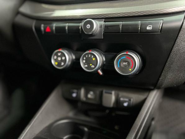 Lada (ВАЗ) Vesta I Рестайлинг (NG) с пробегом 2024 года, цена 1 369 900 рублей, 17000 км, седан, Автокод Объявления