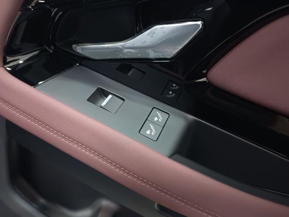 Новый Land Rover Range Rover Evoque II Рестайлинг 2025 года, цена 5 949 000 рублей, внедорожник, Автокод Объявления