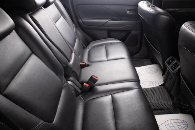 Mitsubishi Outlander III Рестайлинг 3 с пробегом 2019 года, цена 2 389 000 рублей, 95733 км, внедорожник, Автокод Объявления