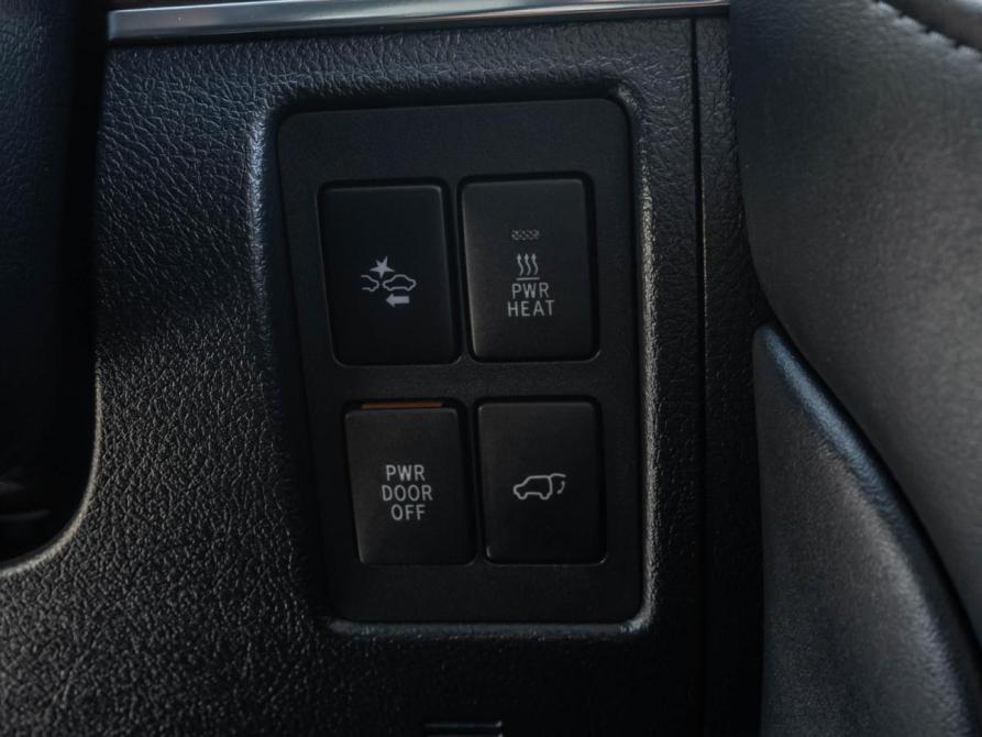 Toyota Land Cruiser 200 Series Рестайлинг 2 Ставрополь  - изображение 23