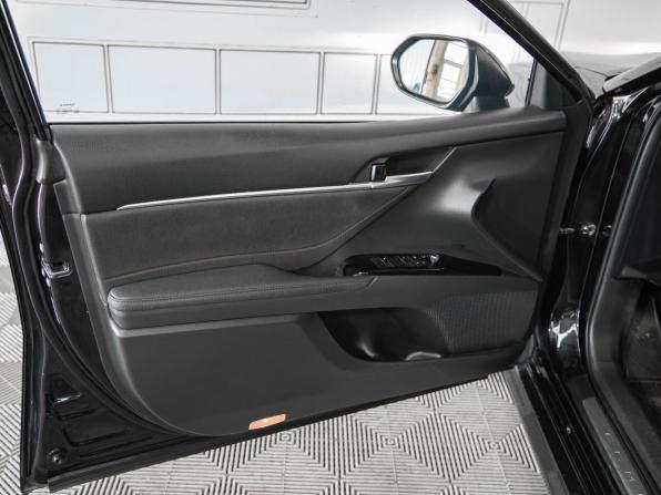 Toyota Camry VIII (XV70) Рестайлинг с пробегом 2022 года, цена 3 149 000 рублей, 98845 км, седан, Автокод Объявления