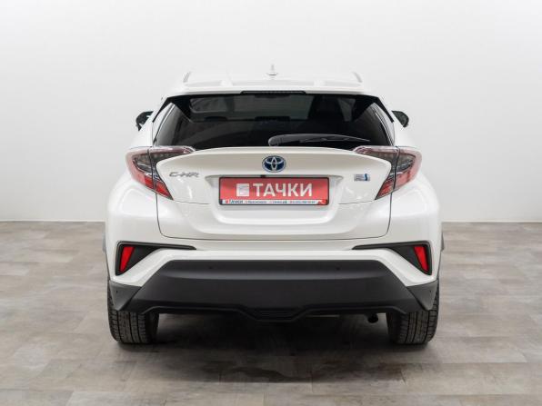 Toyota C-HR I с пробегом 2018 года, цена 1 900 000 рублей, 141424 км, внедорожник, Автокод Объявления