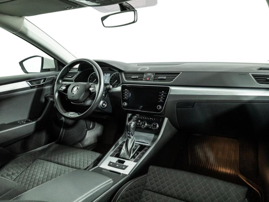 Skoda Superb III Рестайлинг Санкт-Петербург  - изображение 9