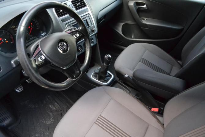 Volkswagen Polo V Рестайлинг с пробегом 2016 года, цена 720 000 рублей, 178646 км, седан, Автокод Объявления