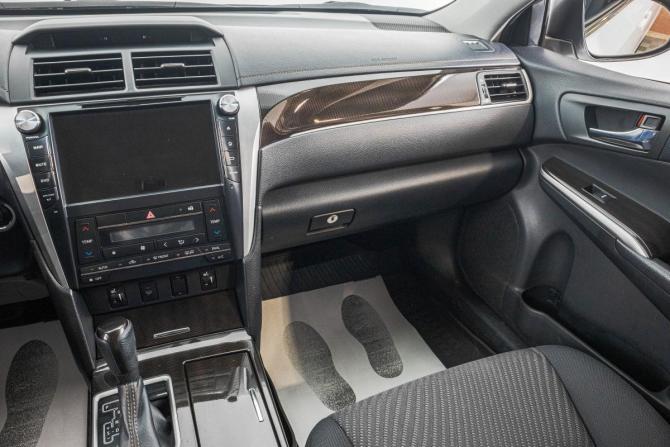 Toyota Camry VII (XV50) Рестайлинг с пробегом 2016 года, цена 2 329 000 рублей, 121700 км, седан, Автокод Объявления