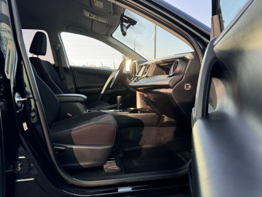Toyota RAV4 IV (XA40) Рестайлинг Архангельск  - изображение 12