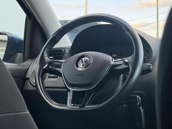 Volkswagen Polo V Рестайлинг с пробегом 2018 года, цена 1 330 000 рублей, 77892 км, седан, Автокод Объявления