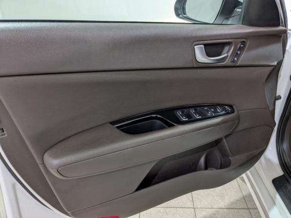 Kia Optima IV Рестайлинг с пробегом 2019 года, цена 1 830 000 рублей, 161401 км, седан, Автокод Объявления