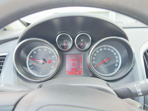 Opel Astra J Рестайлинг с пробегом 2011 года, цена 797 000 рублей, 90000 км, хэтчбек, Автокод Объявления