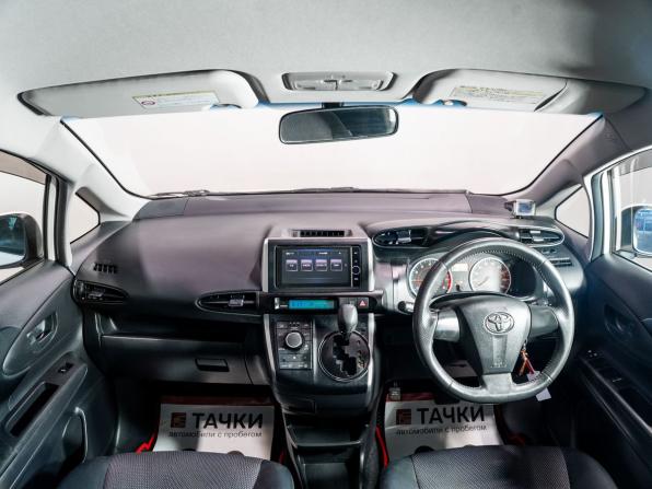 Toyota Wish II Рестайлинг с пробегом 2013 года, цена 1 495 000 рублей, 167800 км, минивэн, Автокод Объявления