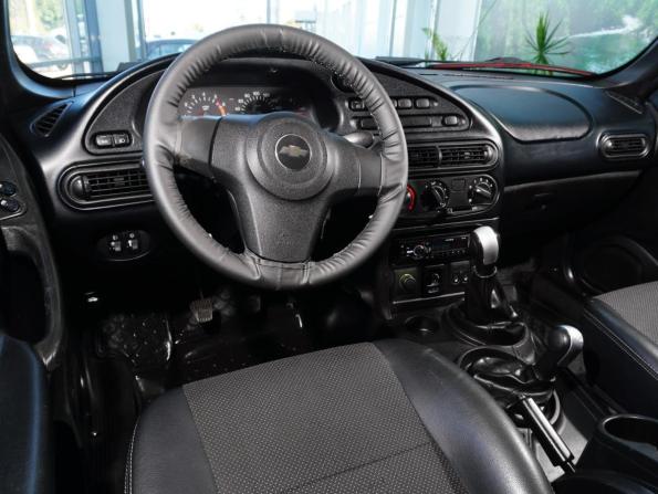 Chevrolet Niva I Рестайлинг с пробегом 2015 года, цена 572 000 рублей, 116398 км, внедорожник, Автокод Объявления