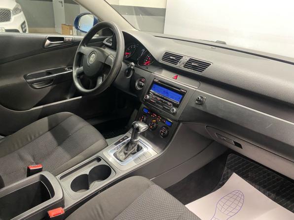 Volkswagen Passat B6 с пробегом 2009 года, цена 499 000 рублей, 307000 км, универсал, Автокод Объявления