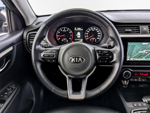 Kia Rio IV Рестайлинг с пробегом 2021 года, цена 1 665 000 рублей, 70404 км, седан, Автокод Объявления