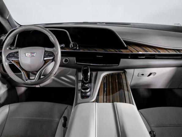 Cadillac Escalade V с пробегом 2021 года, цена 8 350 000 рублей, 106961 км, внедорожник, Автокод Объявления