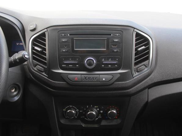 Lada (ВАЗ) XRAY I с пробегом 2017 года, цена 690 000 рублей, 81230 км, хэтчбек, Автокод Объявления