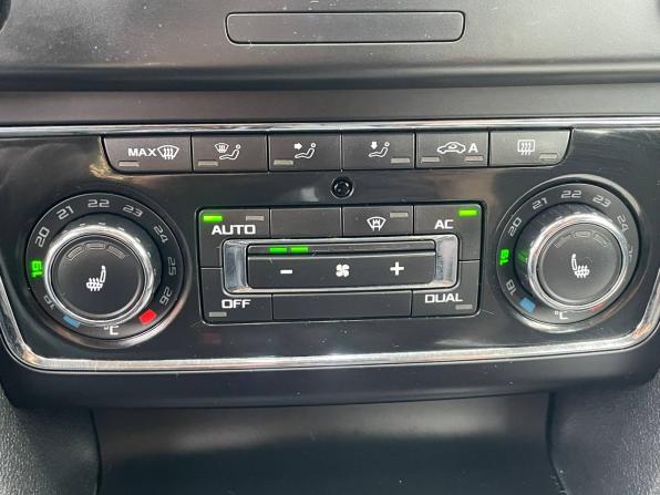 Skoda Superb II с пробегом 2012 года, цена 1 030 000 рублей, 280832 км, лифтбек, Автокод Объявления