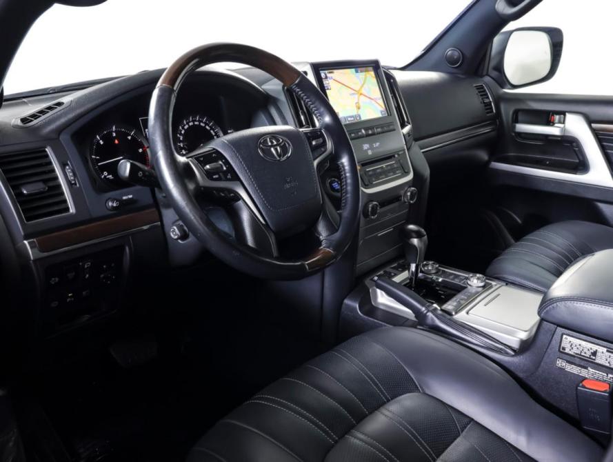 Toyota Land Cruiser 200 Series Рестайлинг 2 Москва  - изображение 13