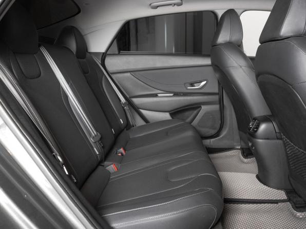 Hyundai Elantra VII (CN7) Рестайлинг с пробегом 2024 года, цена 2 282 654 рубля, 33550 км, седан, Автокод Объявления