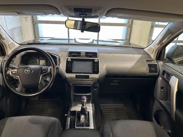 Toyota Land Cruiser Prado 150 Series Рестайлинг 2 с пробегом 2019 года, цена 5 490 000 рублей, 69733 км, внедорожник, Автокод Объявления