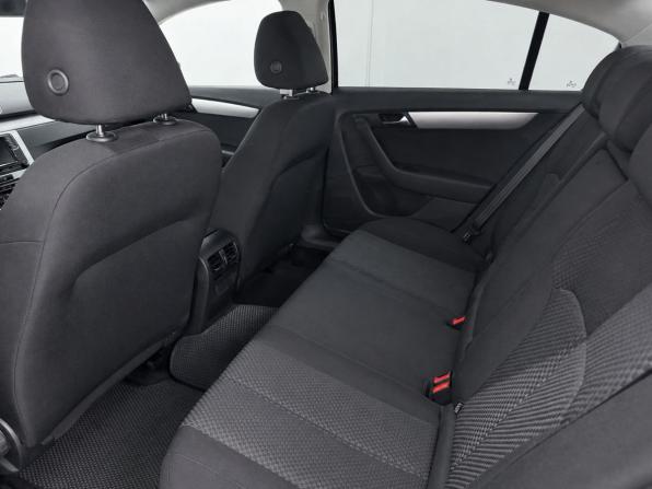 Volkswagen Passat B7 с пробегом 2011 года, цена 1 349 000 рублей, 101000 км, седан, Автокод Объявления