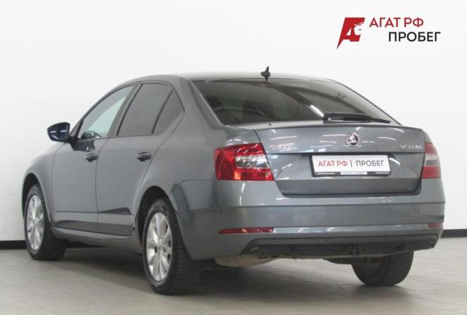 Skoda Octavia III (A7) Рестайлинг с пробегом 2018 года, цена 1 678 000 рублей, 161346 км, лифтбек, Автокод Объявления