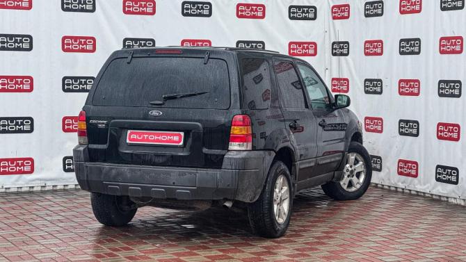 Ford Escape I Рестайлинг с пробегом 2004 года, цена 335 000 рублей, 213141 км, внедорожник, Автокод Объявления