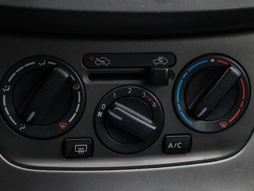 Nissan Tiida II Москва  - изображение 14