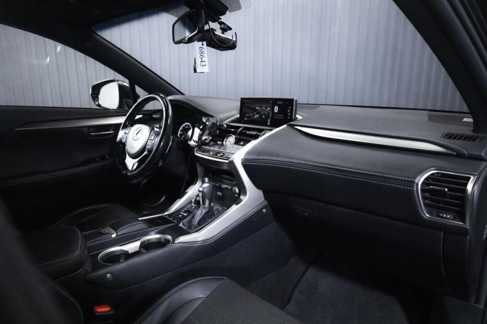 Lexus NX I Рестайлинг Тюмень  - изображение 19