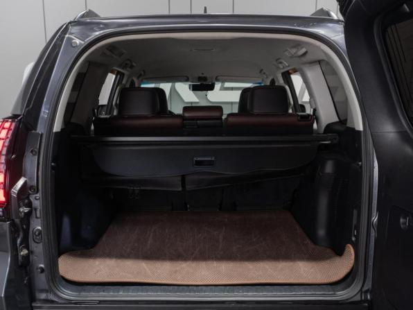 Toyota Land Cruiser Prado 150 Series Рестайлинг 2 с пробегом 2019 года, цена 5 879 000 рублей, 184028 км, внедорожник, Автокод Объявления
