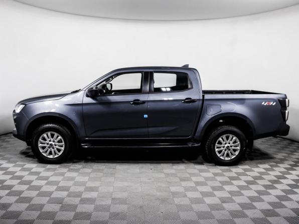 Isuzu D-Max III с пробегом 2025 года, цена 5 240 000 рублей, 109 км, offers.body_type.unknown, Автокод Объявления
