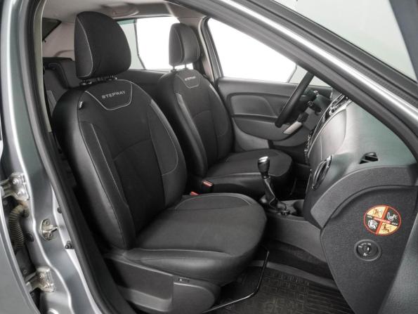 Renault Logan II Рестайлинг с пробегом 2022 года, цена 1 549 000 рублей, 21956 км, седан, Автокод Объявления