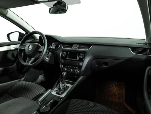 Skoda Octavia III (A7) с пробегом 2017 года, цена 1 527 000 рублей, 98220 км, лифтбек, Автокод Объявления