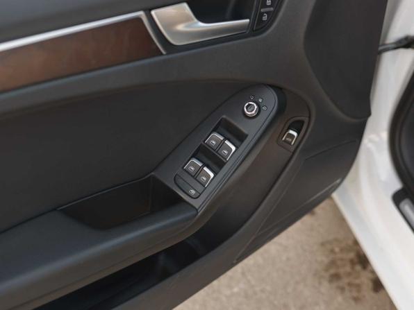 Audi A4 IV (B8) Рестайлинг с пробегом 2014 года, цена 1 590 000 рублей, 401908 км, седан, Автокод Объявления
