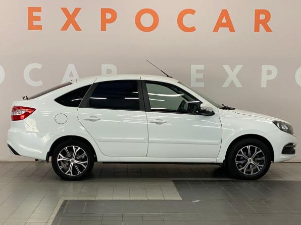 Lada (ВАЗ) Granta I Рестайлинг с пробегом 2018 года, цена 630 000 рублей, 110032 км, хэтчбек, Автокод Объявления