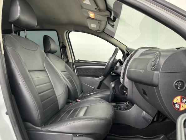 Renault Duster I Рестайлинг с пробегом 2015 года, цена 939 000 рублей, 153922 км, внедорожник, Автокод Объявления