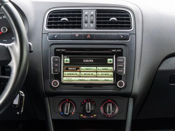 Volkswagen Polo V с пробегом 2012 года, цена 948 000 рублей, 88718 км, хэтчбек, Автокод Объявления
