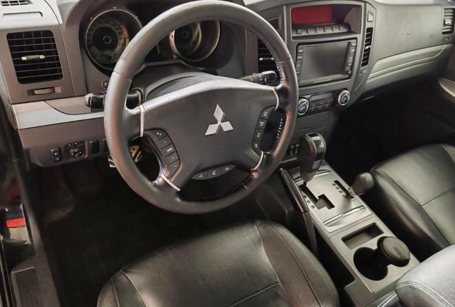 Mitsubishi Pajero IV Рестайлинг 1 с пробегом 2012 года, цена 1 950 000 рублей, 295126 км, внедорожник, Автокод Объявления