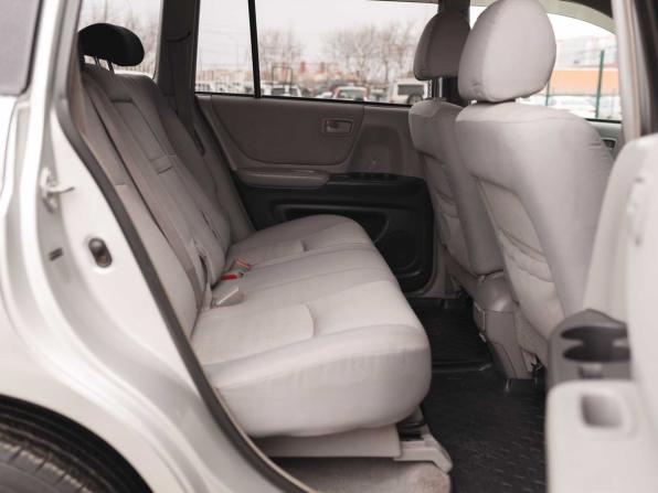 Toyota Highlander I (XU20) Рестайлинг с пробегом 2006 года, цена 1 080 000 рублей, 212516 км, внедорожник, Автокод Объявления